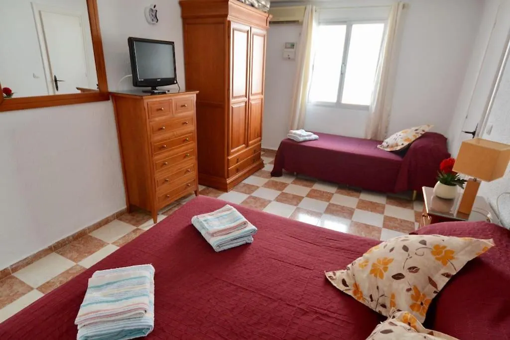 High Quality, Spacious, 4 Bedroom Private Villa Santa Fe de los Boliches 0*,  Spagna