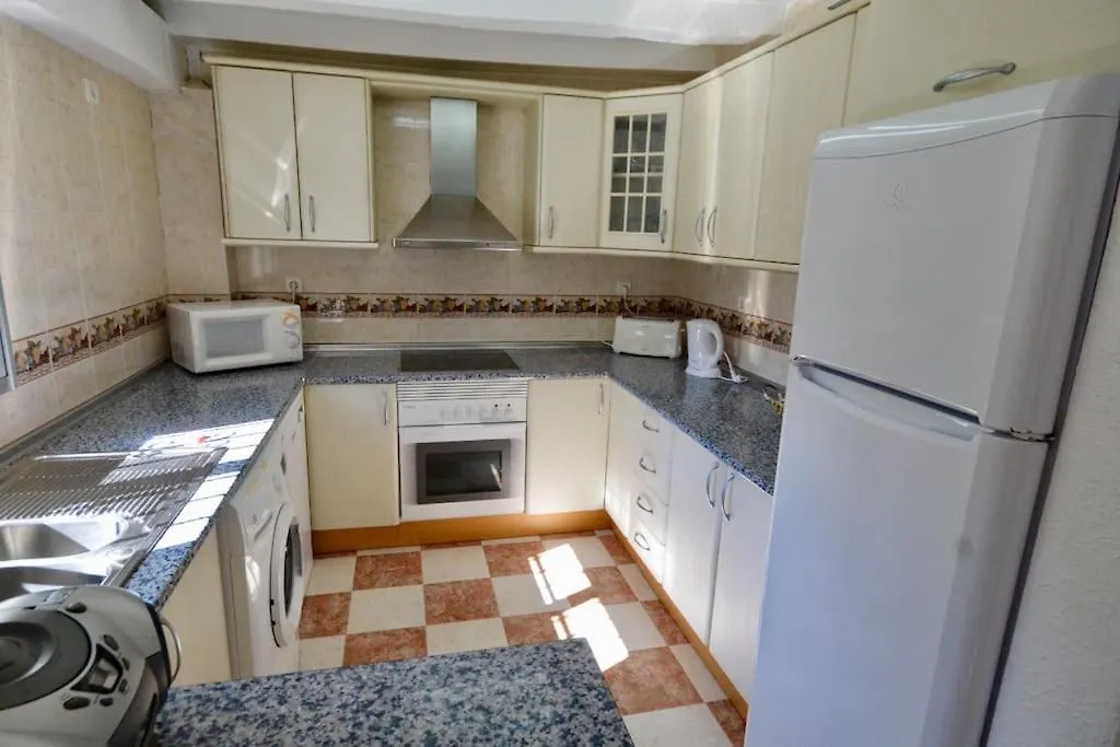 High Quality, Spacious, 4 Bedroom Private Villa Santa Fe de los Boliches 0*,